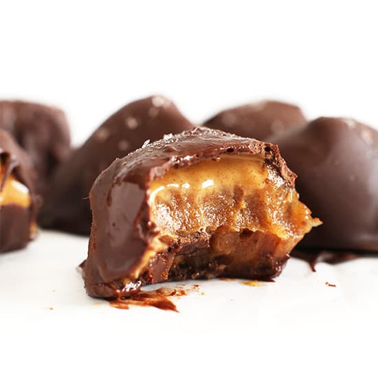 5-Ingredient Salted Caramel Peanut Butter Truffles