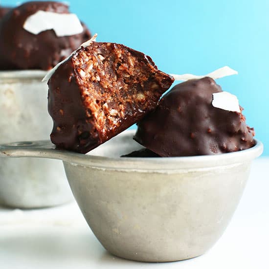 No-Bake Double Chocolate Macaroons